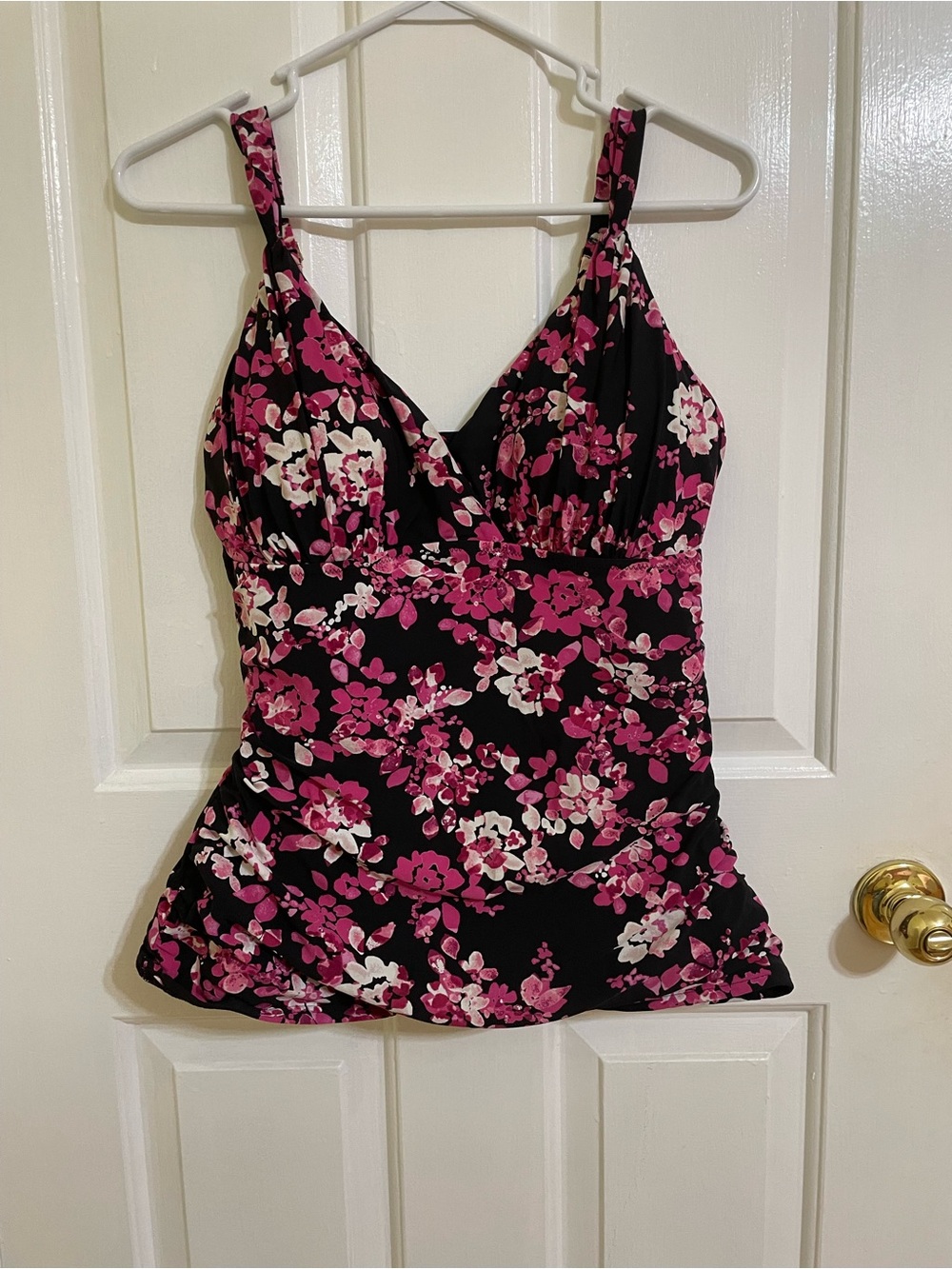 LANDS' END Swimsuit Top. Size 12 Pink/black